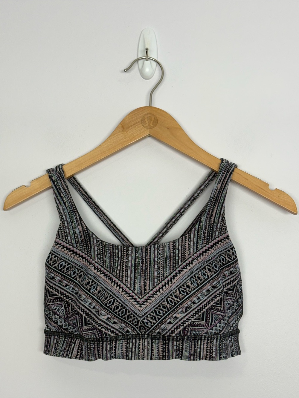 Lululemon Energy Bra Tribal Pace Energy Bra White Black Sz 6